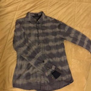 WORN ONCE Super Stylish Guess Button-down shirt